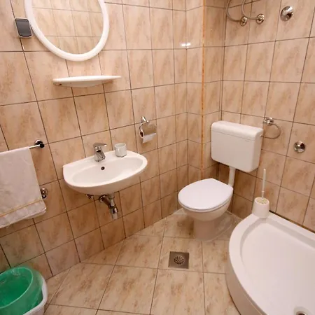 Apartment Apartments With A Parking Space Podaca, Makarska - 4747