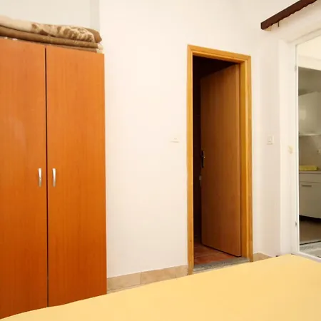 Apartments With A Parking Space Podaca, Makarska - 4747 Apartment *